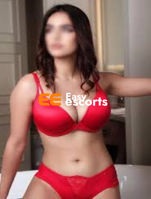 Pune Home and hotel service genuine girls low price high profile call me just now and book