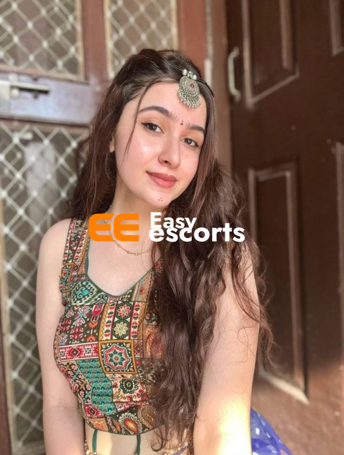 Bangalore Escort with Balanced Professional Style