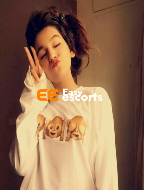 Complete Your Indore Evenings with a Trusted Escort