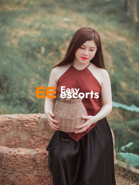 PRITI YOUNGEST GIRL AVAILABLE IN DELHI - escort in New Delhi